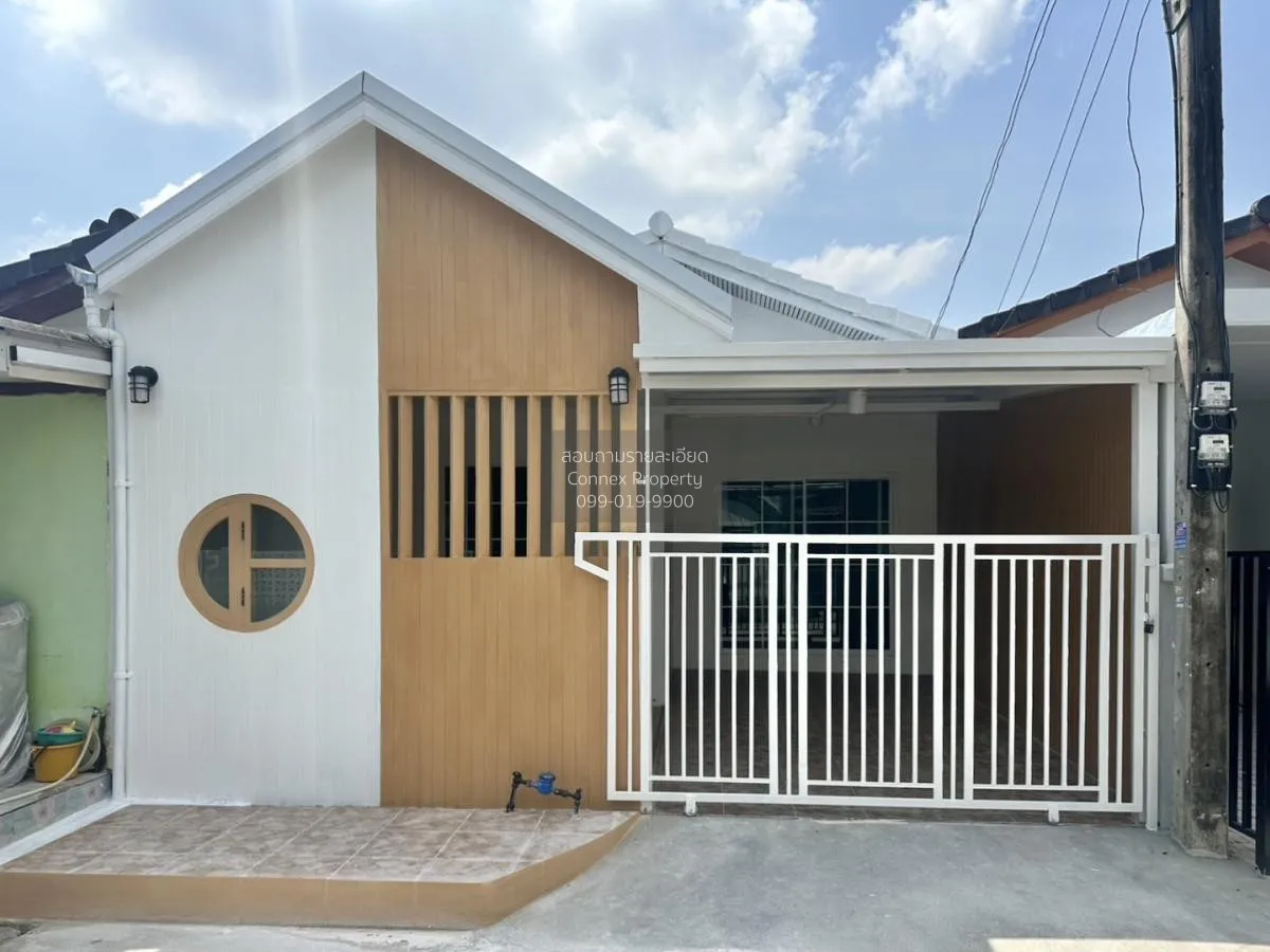 For Sale Townhouse/Townhome  , Green Garden Home Klong 11 , Bueng 1
