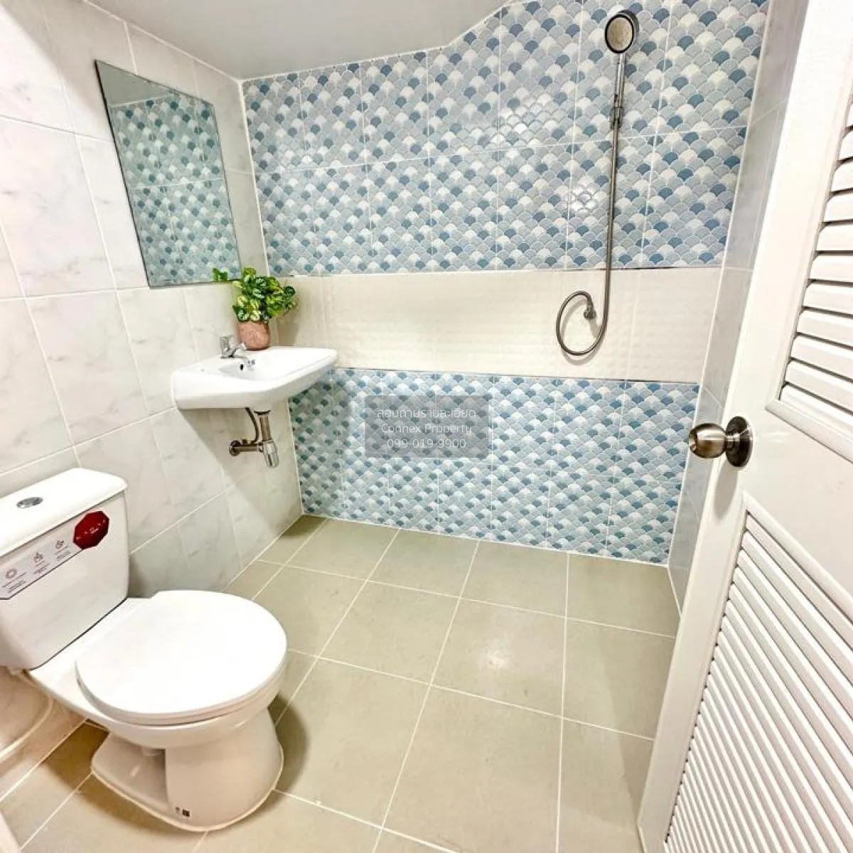 For Sale Townhouse/Townhome  , Narisara khong 11 , Bueng Nam Rak 