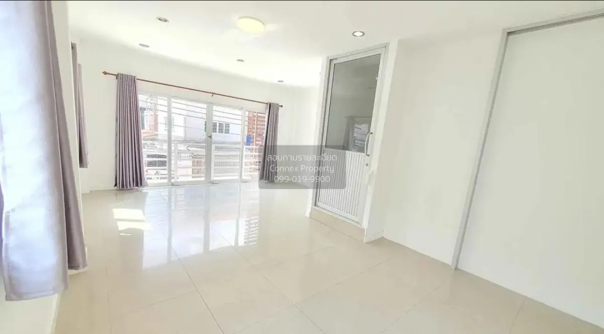 เช่าทาวน์เฮ้าส์/ทาวน์โฮม  โฮม อินทาวน์ พหลโยธิน 73 BTS-แยก คปอ. ส