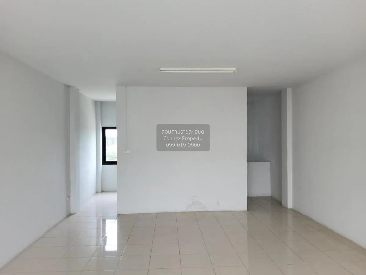 For Sale Commercial Building , Nampetch 5 , high floor , wide fro 4