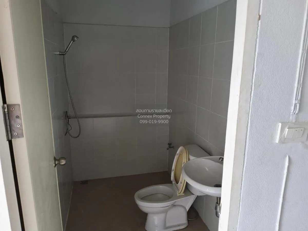 For Sale Commercial Building , Nampetch 5 , high floor , wide fro