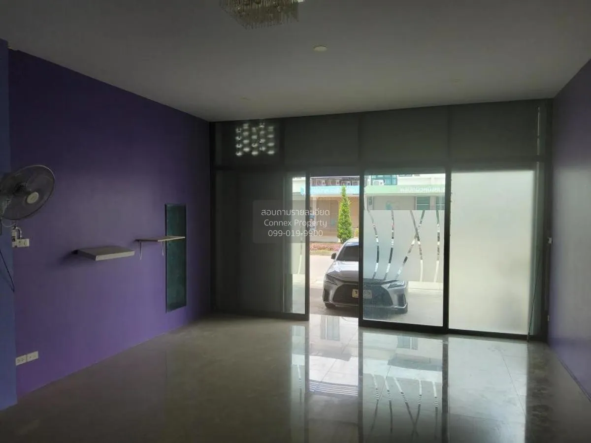 For Sale Commercial Building , Nampetch 5 , high floor , wide fro