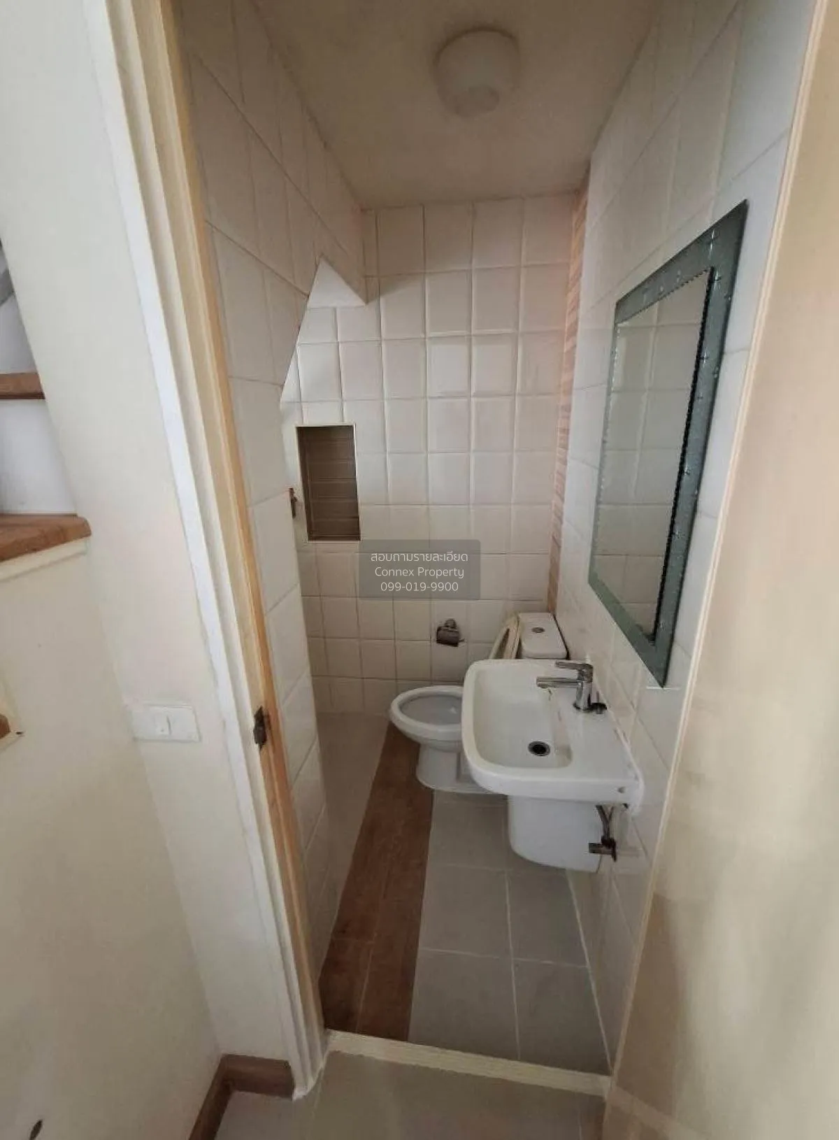 ขายทาวน์เฮ้าส์/ทาวน์โฮม  โกลเด้น ทาวน์ บางนา-สวนหลวง ดอกไม้ เขต ป