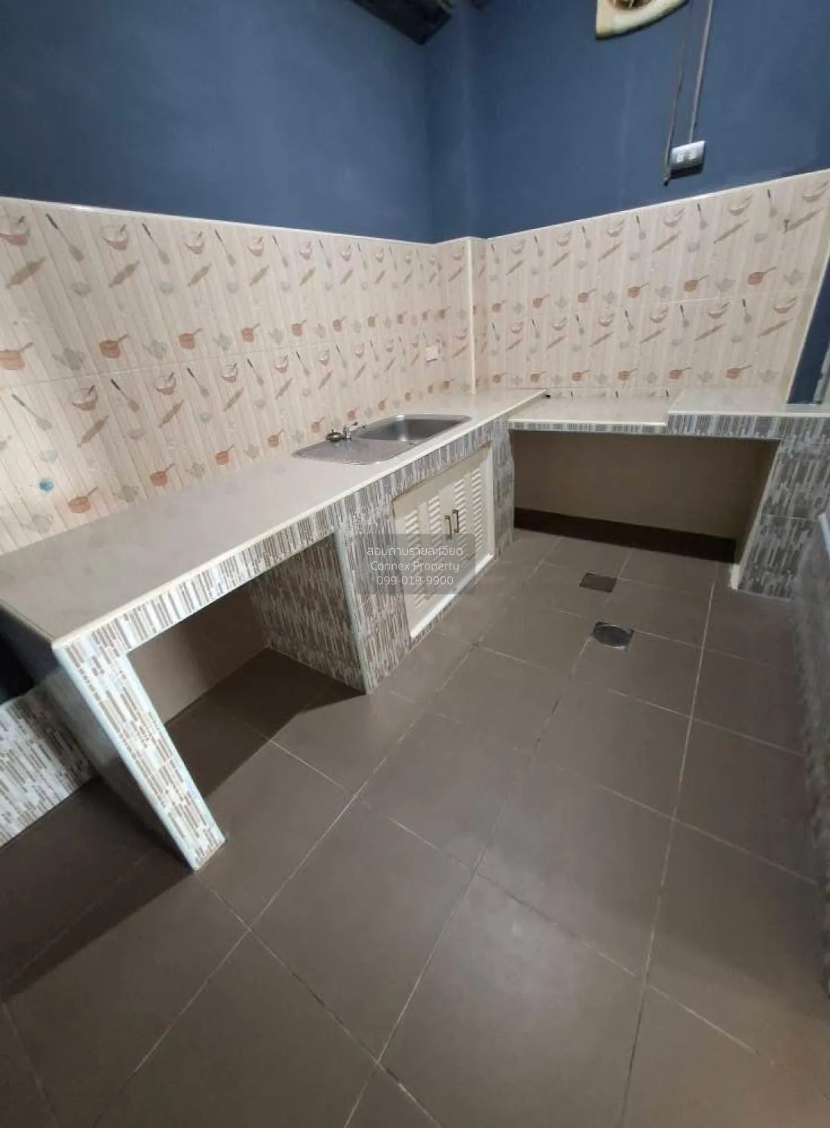 ขายทาวน์เฮ้าส์/ทาวน์โฮม  โกลเด้น ทาวน์ บางนา-สวนหลวง ดอกไม้ เขต ป