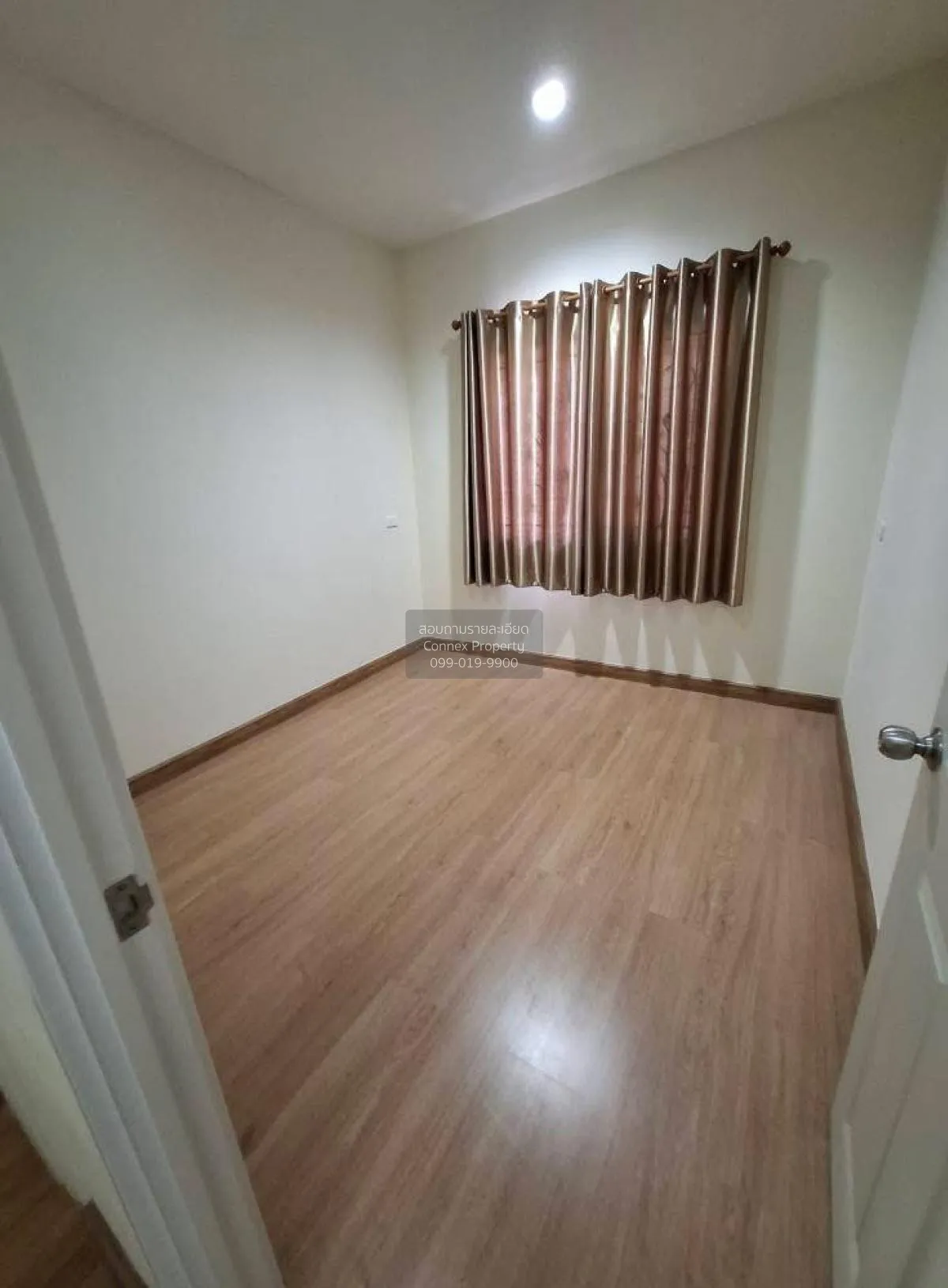 ขายทาวน์เฮ้าส์/ทาวน์โฮม  โกลเด้น ทาวน์ บางนา-สวนหลวง ดอกไม้ เขต ป