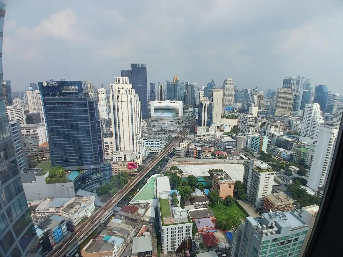 ขายคอนโด  คิว วัน สุขุมวิท เพนท์เฮ้าส์ วิวสวย ชั้นสูง ห้องมุม หน้