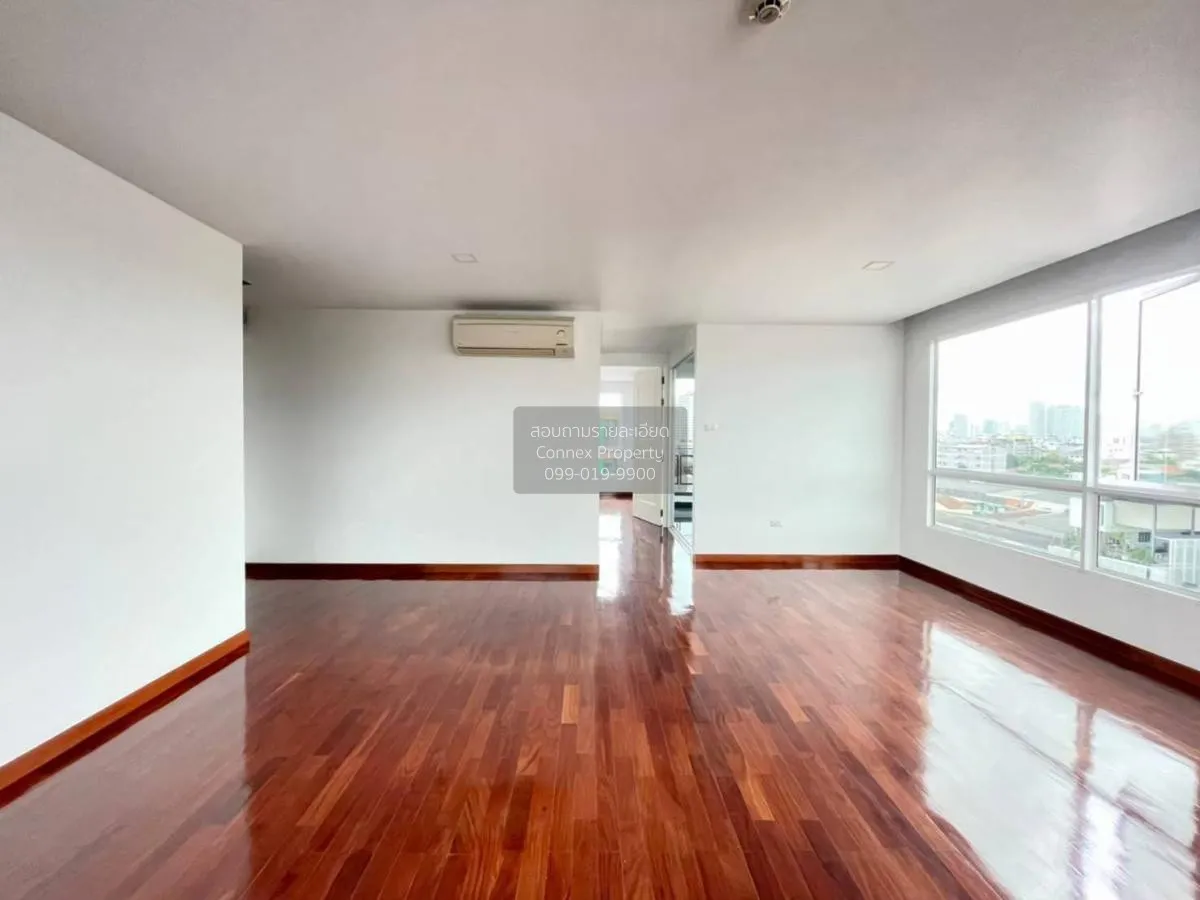 For Sale Condo , C Style Condo , corner unit , wide frontage , MR