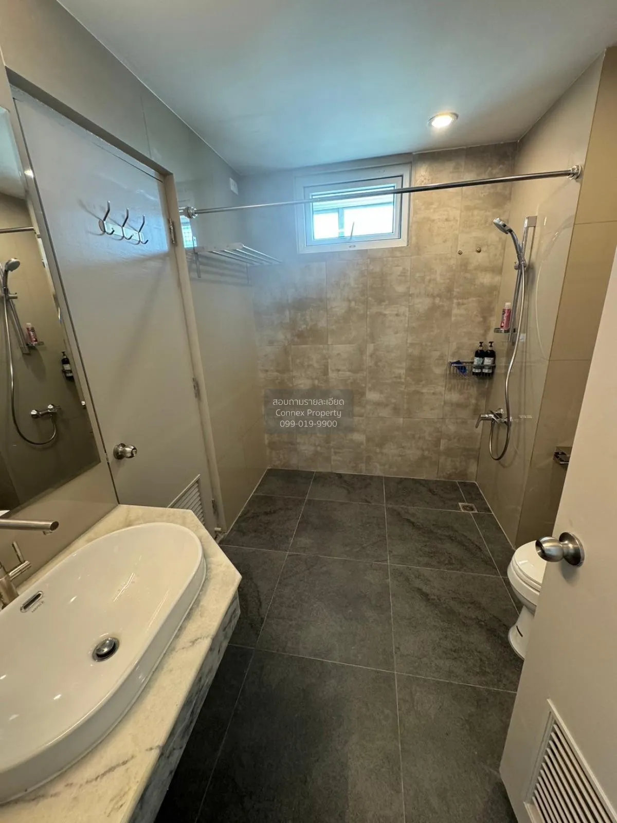 For Rent Condo , Royal Beach Condominium , nice view , Hat Chao S