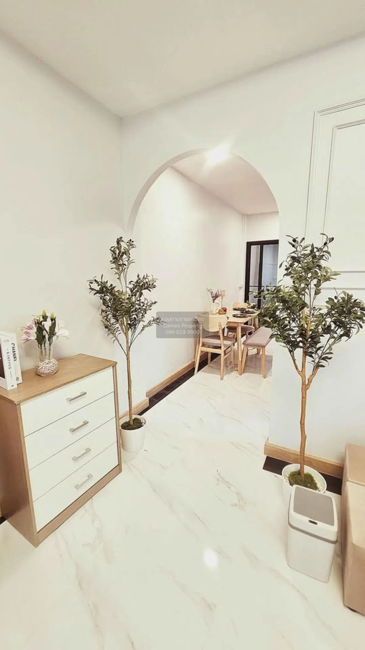 ขายบ้าน  หมู่บ้านฉัตรหลวง ราษฎร์อุทิศ 54 MRT-มีนบุรี แสนแสบ เขต ม 2