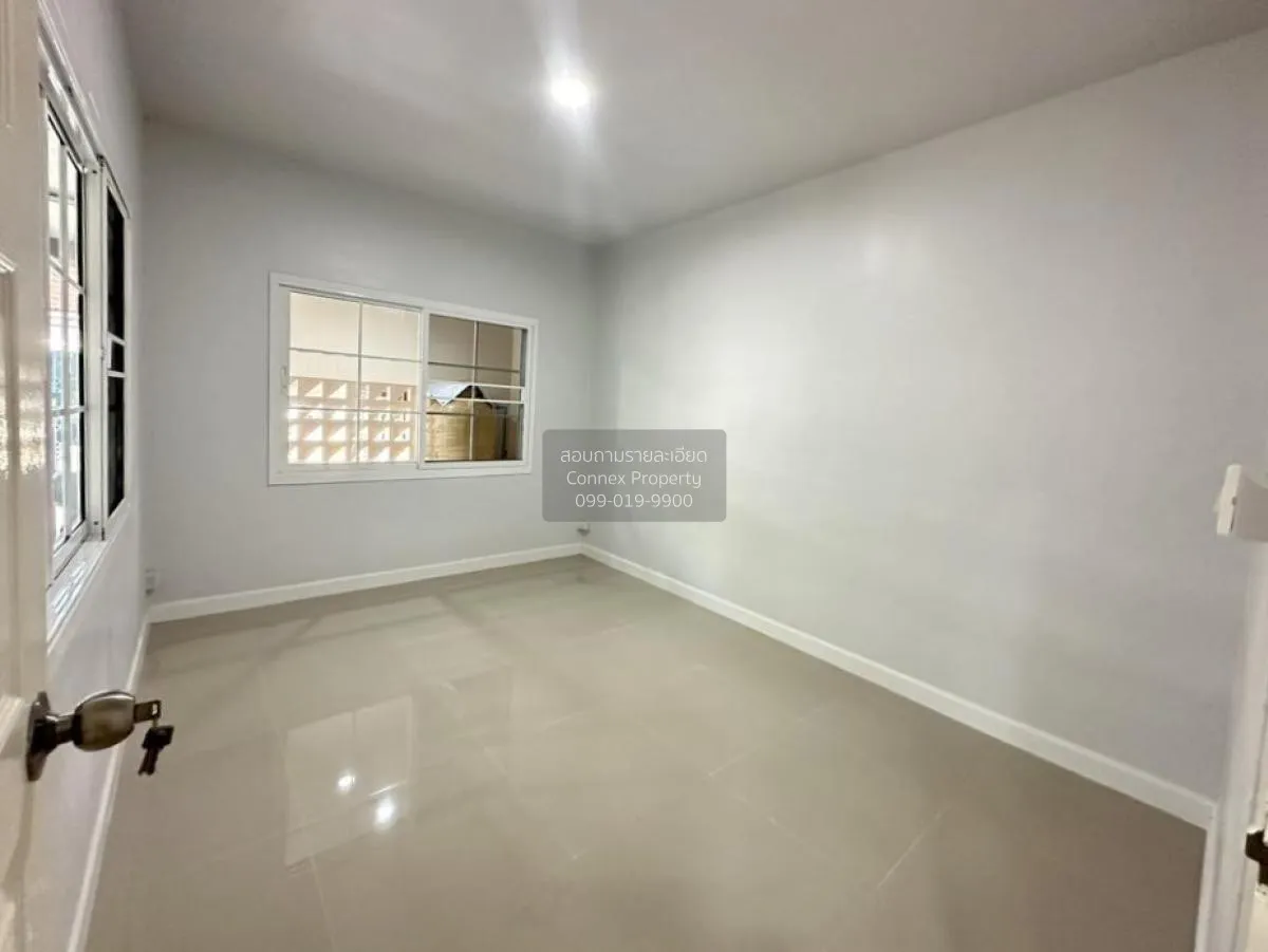 ขายทาวน์เฮ้าส์/ทาวน์โฮม  บ้านพรธิสาร 5 ลำผักกูด ธัญบุรี ปทุมธานี 