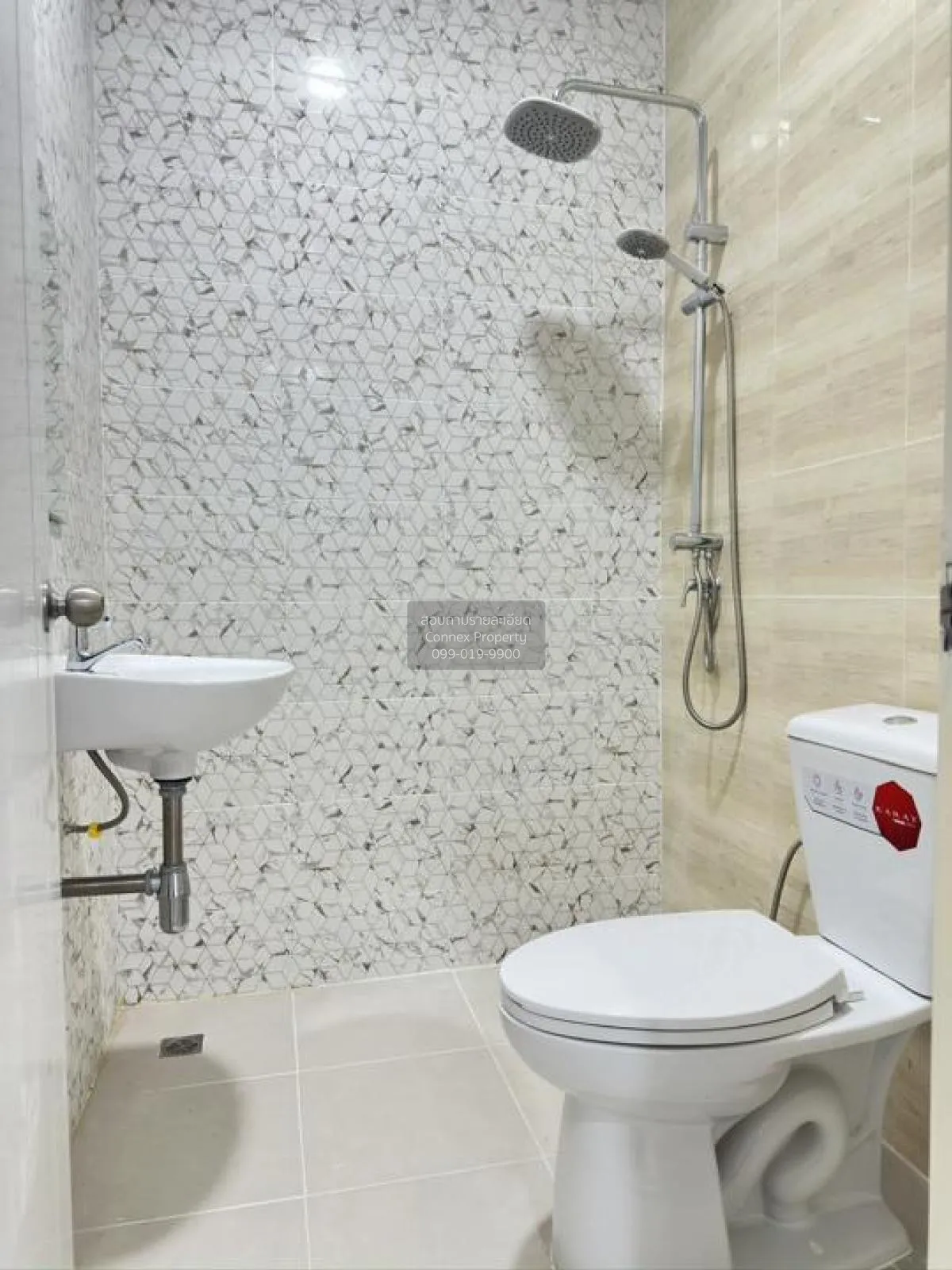 ขายทาวน์เฮ้าส์/ทาวน์โฮม  บ้านพรธิสาร 5 ลำผักกูด ธัญบุรี ปทุมธานี 