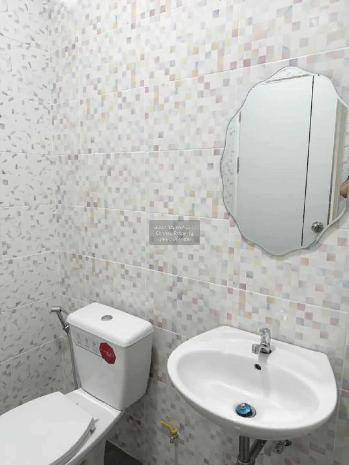 For Sale Townhouse/Townhome  , Narisara khong 11 , Bueng Nam Rak 