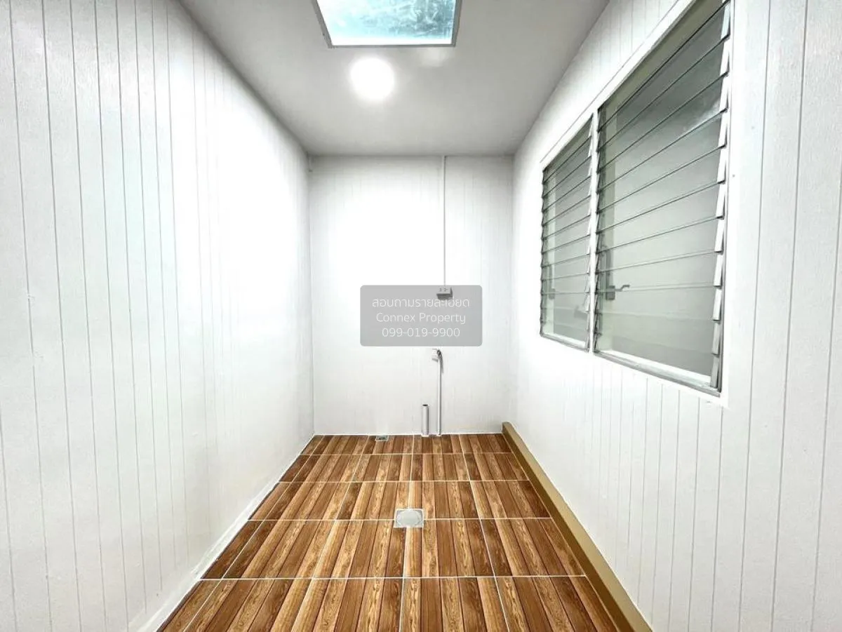 ขายทาวน์เฮ้าส์/ทาวน์โฮม  บ้านพรธิสาร 5 ลำผักกูด ธัญบุรี ปทุมธานี 