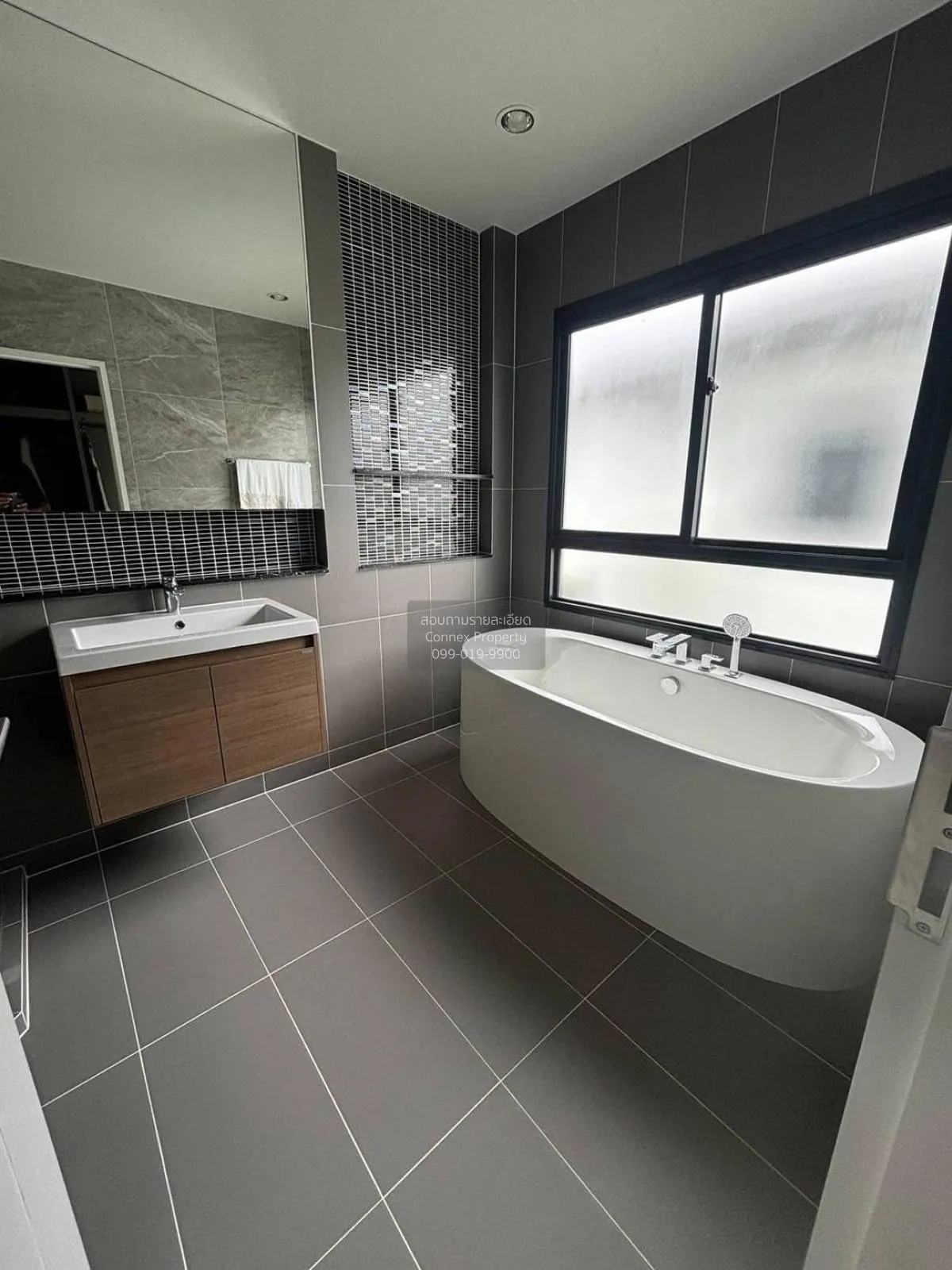 ขายบ้าน  เศรษฐสิริ แจ้งวัฒนะ - ประชาชื่น 2 ห้องมุม บ้านใหม่ ปากเก