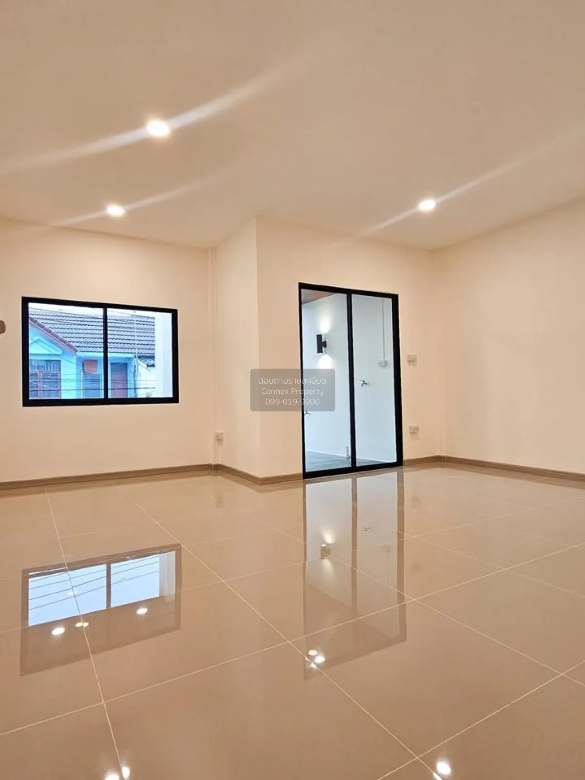 ขายทาวน์เฮ้าส์/ทาวน์โฮม  อยู่เจริญ - บุญมา ชั้นสูง หน้ากว้าง รีโน