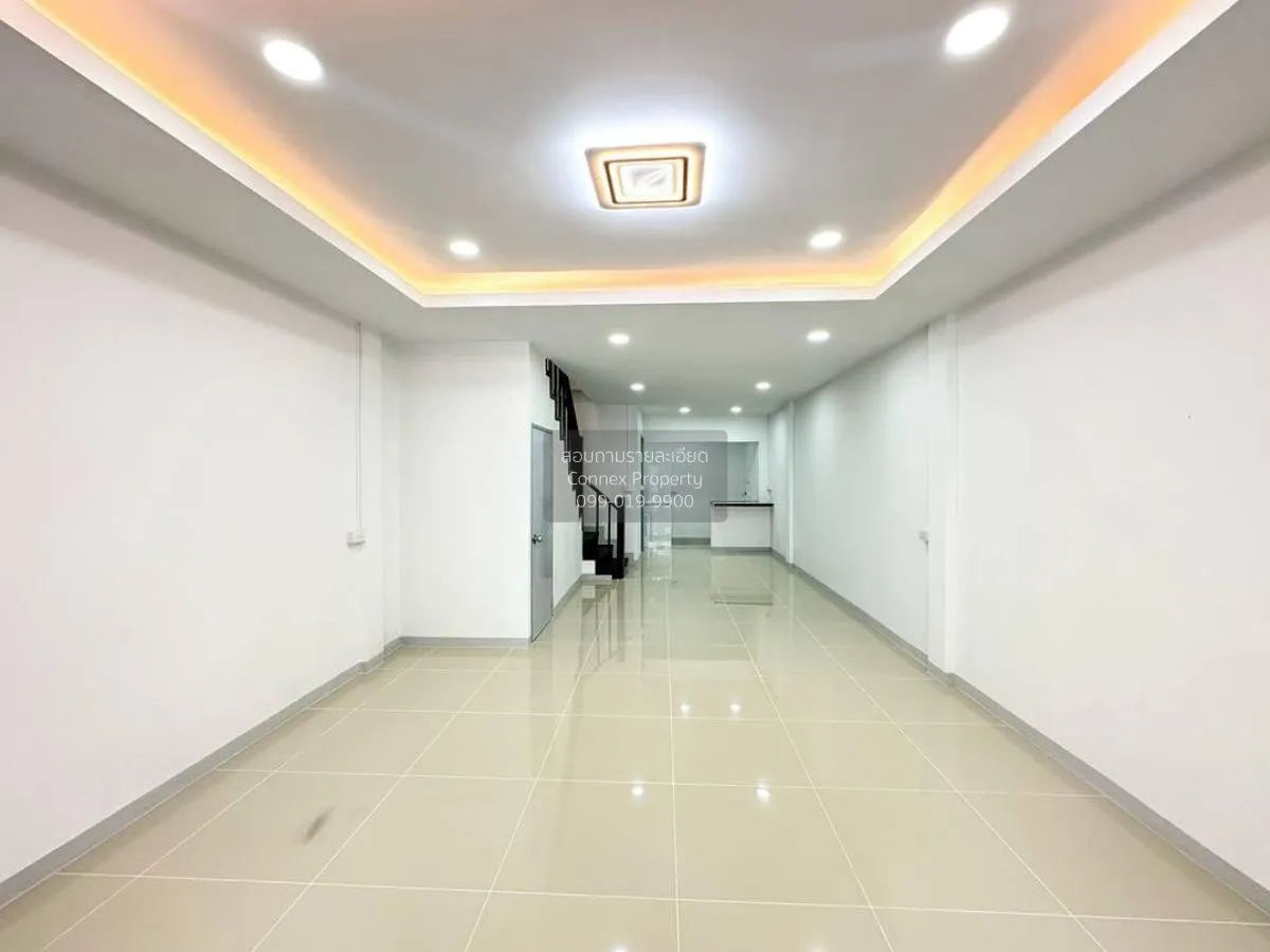 For Sale Townhouse/Townhome  , Baan Piya Wararom 3  , newly renov