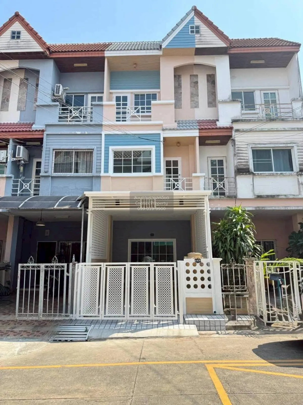 ขายทาวน์เฮ้าส์/ทาวน์โฮม  ปริญลักษณ์นวมินทร์ รีโนเวทใหม่ คลองกุ่ม  1