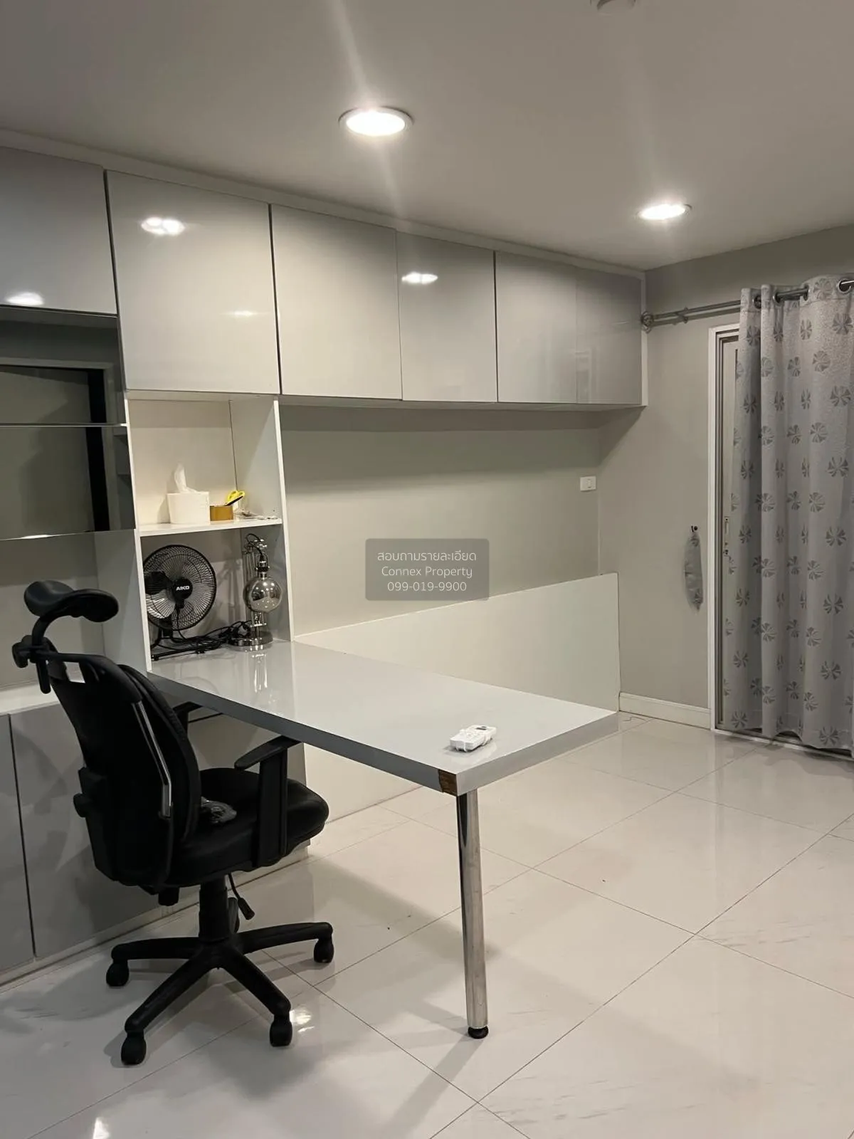 ขายคอนโด  เดอะ เพลน เนอรี่ สาทร BTS-กรุงธนบุรี คลองต้นไทร เขต คลอ