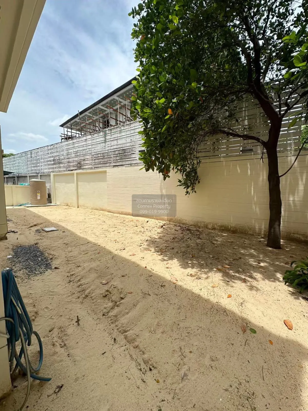 ขายบ้าน  ไลฟ์ บางกอก บูเลอวาร์ด แจ้งวัฒนะ ห้องมุม บ้านใหม่ ปากเกร