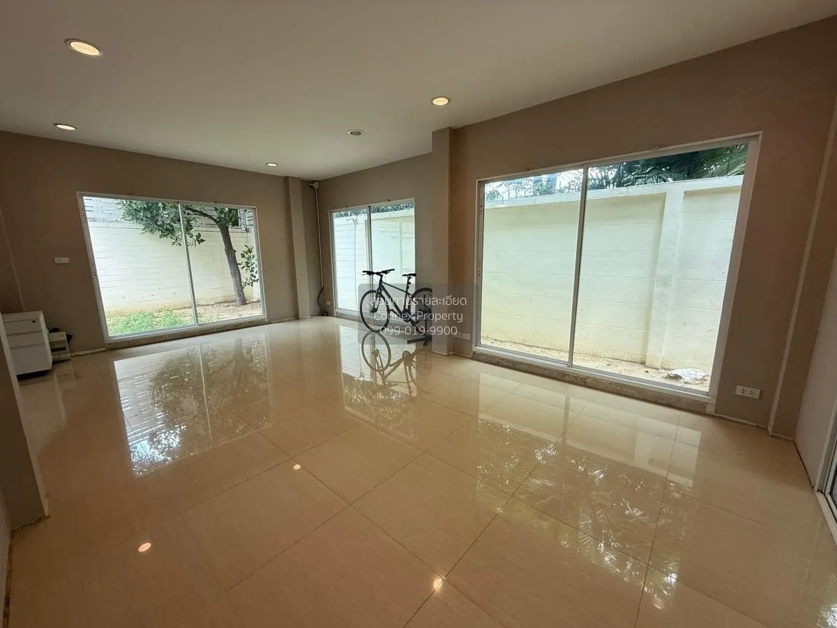 ขายบ้าน  ไลฟ์ บางกอก บูเลอวาร์ด แจ้งวัฒนะ ห้องมุม บ้านใหม่ ปากเกร