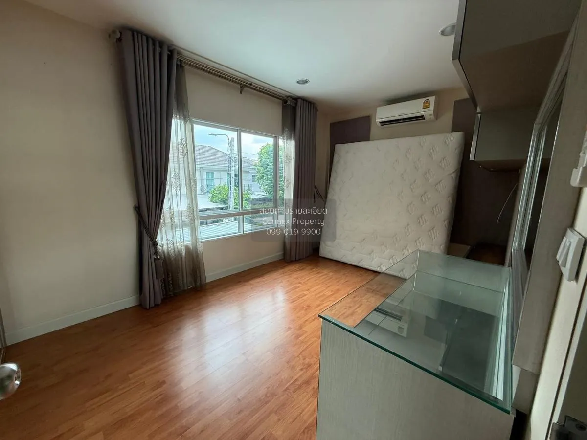 ขายบ้าน  ไลฟ์ บางกอก บูเลอวาร์ด แจ้งวัฒนะ ห้องมุม บ้านใหม่ ปากเกร