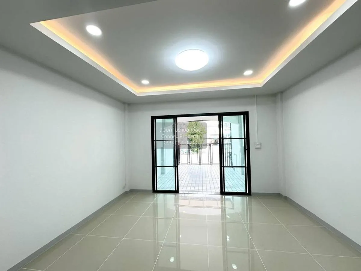 For Sale Townhouse/Townhome  , Baan Nunticha 4 , newly renovated 