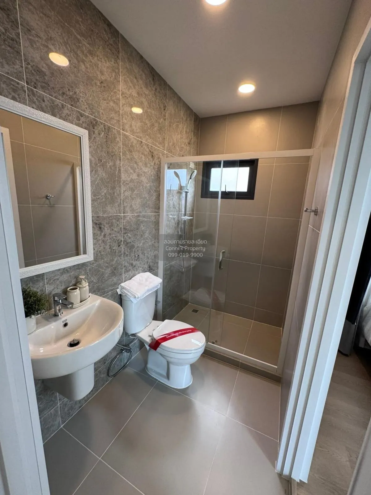 เช่าทาวน์เฮ้าส์/ทาวน์โฮม  โกลดีน่า สุขุมวิท - แบริ่ง BTS-สำโรง สำ