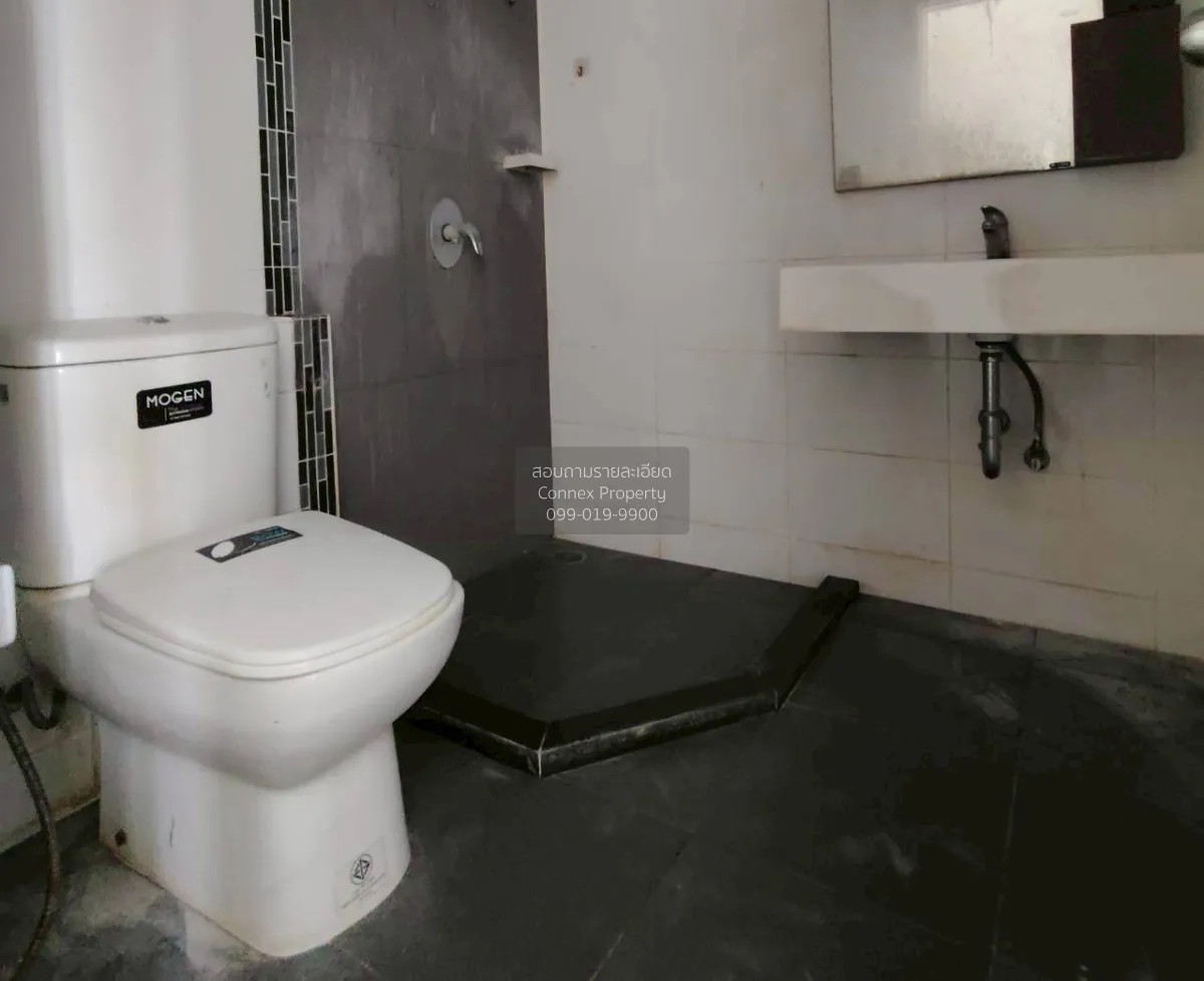 For Sale Townhouse/Townhome  , The Gallery & Nature Trend Rattana