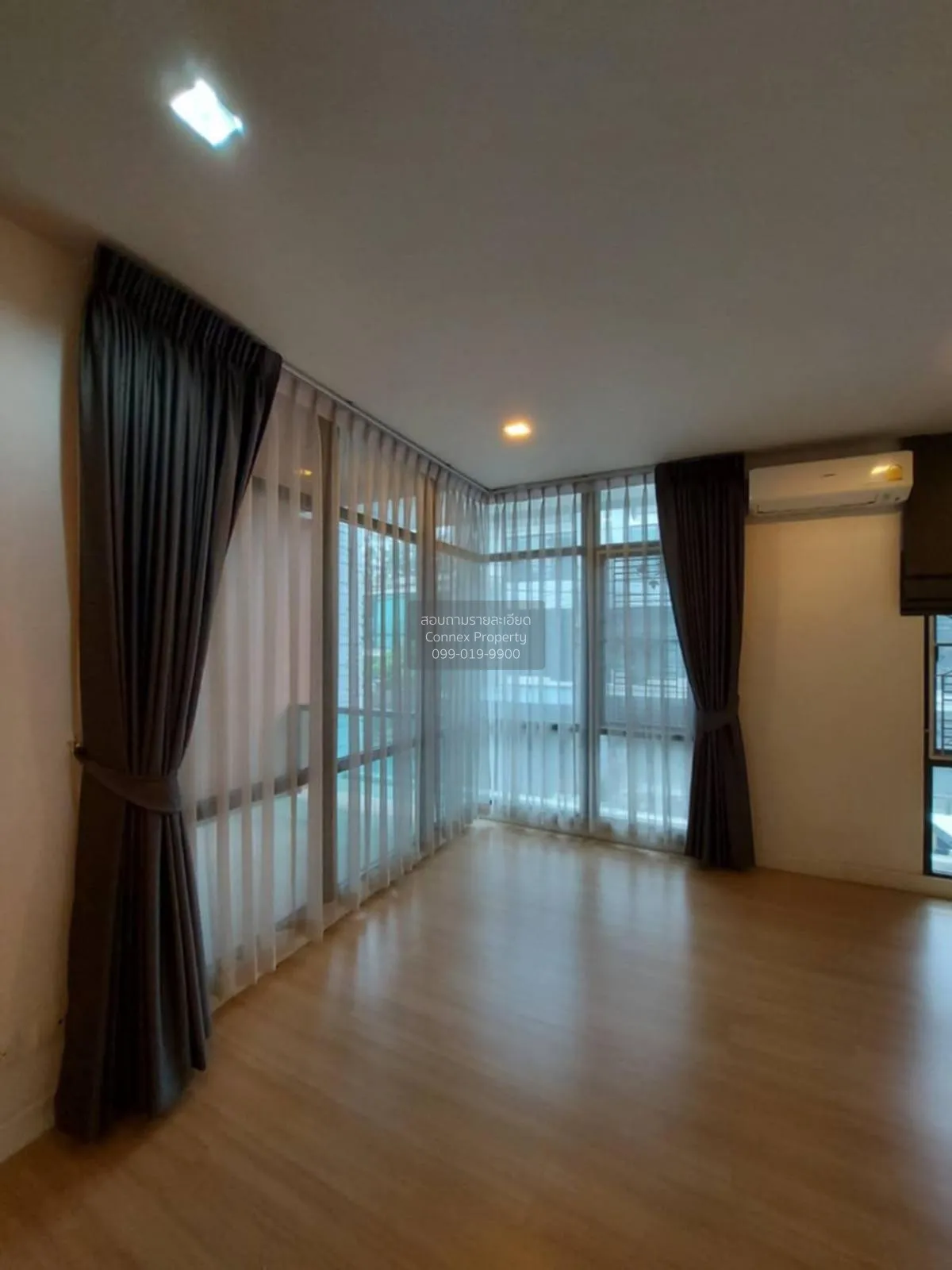 เช่าทาวน์เฮ้าส์/ทาวน์โฮม  เพล็กซ์ บางนา หน้ากว้าง บางแก้ว บางพลี 