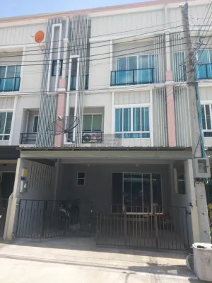 เช่าทาวน์เฮ้าส์/ทาวน์โฮม  พาทิโอ พัฒนาการ สวนหลวง เขต สวนหลวง กรุงเทพ CX-123919