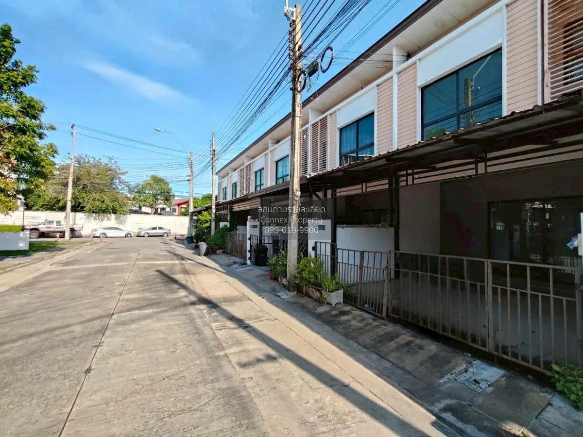 For Sale Townhouse/Townhome  , Pruksa Lite Lox Sukhumvit - Thepar 4