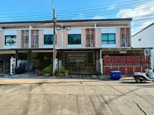 For Sale Townhouse/Townhome  , Pruksa Lite Lox Sukhumvit - Theparak , wide frontage , BTS-Pu Chao , Thepharak , Mueang Samut Prakan , Samut Prakarn , CX-123928