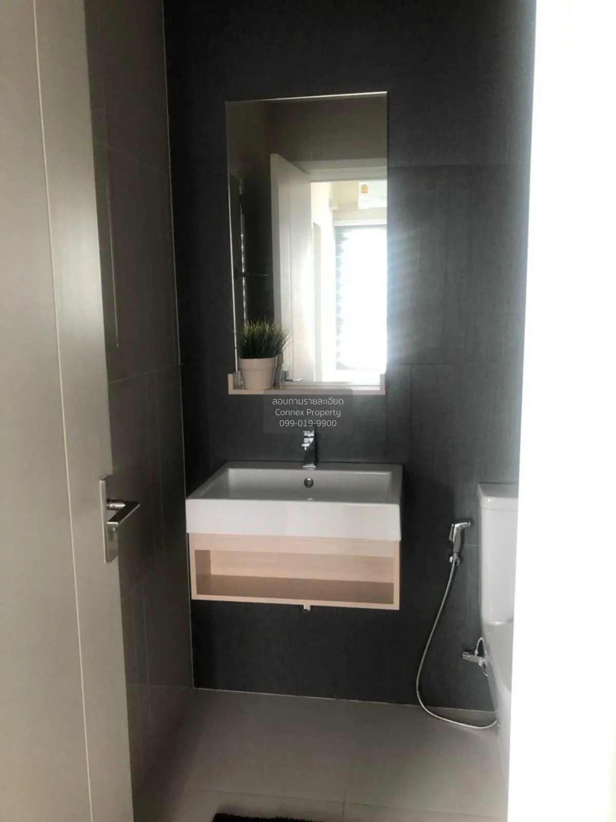 For Rent Condo , The Key Sathorn - Charoenrat , BTS-Surasak , Ban