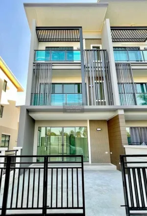 เช่าทาวน์เฮ้าส์/ทาวน์โฮม  ทาวน์ อเวนิว เมิร์จ รัตนาธิเบศร์ MRT-สามแยกบางใหญ่ บางรักใหญ่ บางบัวทอง นนทบุรี CX-123950