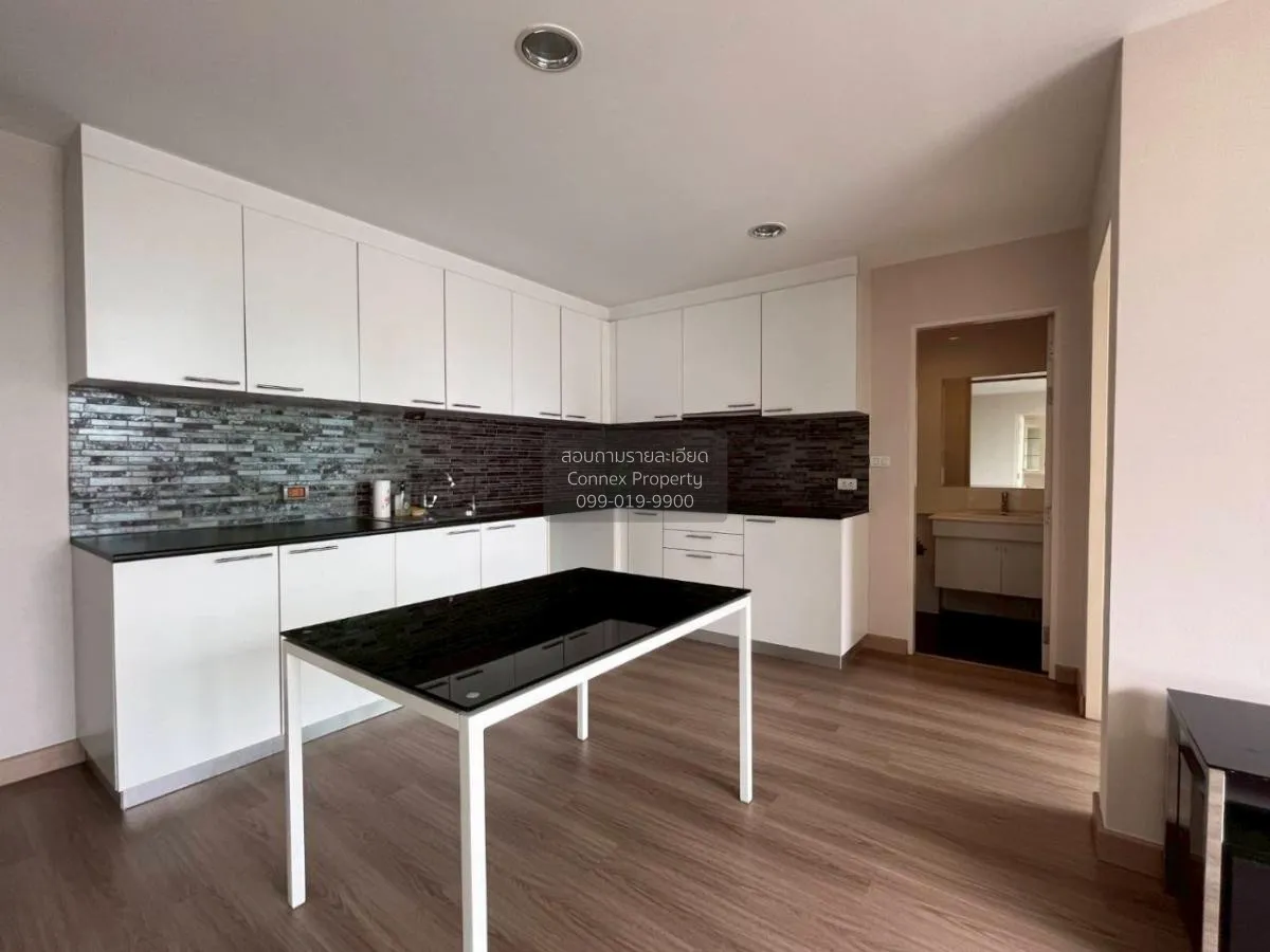 For Sale Condo , D 65 , nice view , wide frontage , BTS-Phra Khan 1