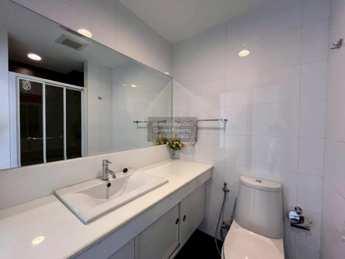 For Sale Condo , D 65 , nice view , wide frontage , BTS-Phra Khan