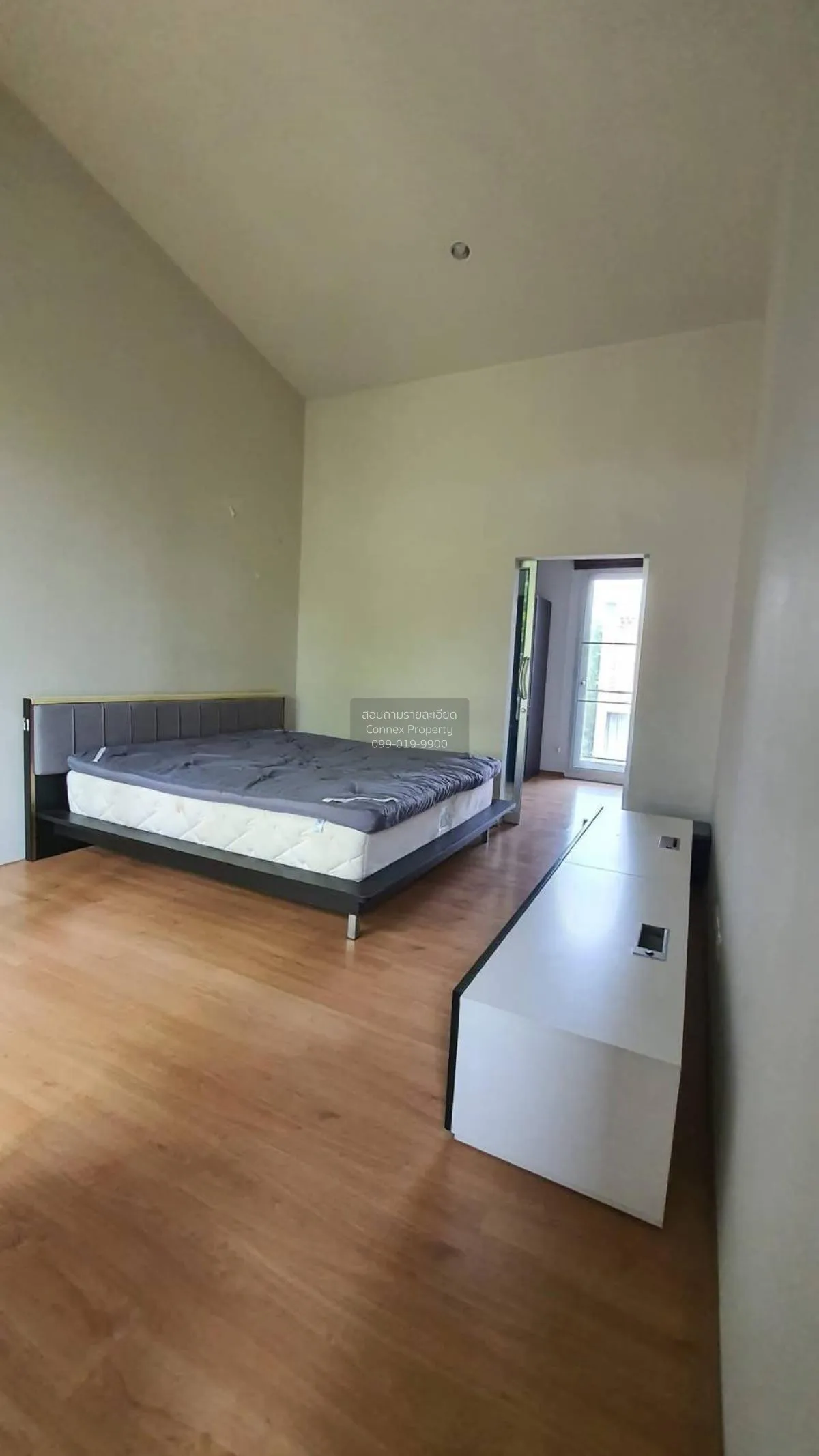 ขายทาวน์เฮ้าส์/ทาวน์โฮม  ไซมิส บลอสซั่ม แอท แฟชั่น ห้องมุม หน้ากว