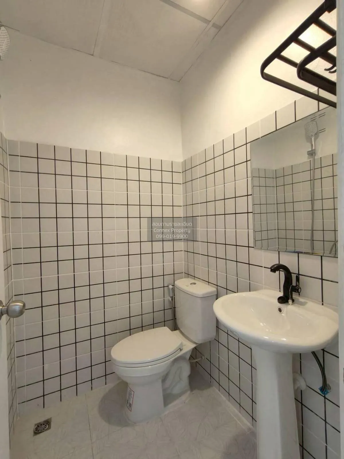 ขายทาวน์เฮ้าส์/ทาวน์โฮม  บ้านปิยวรารมย์ 3 ไทรน้อย ไทรน้อย นนทบุรี