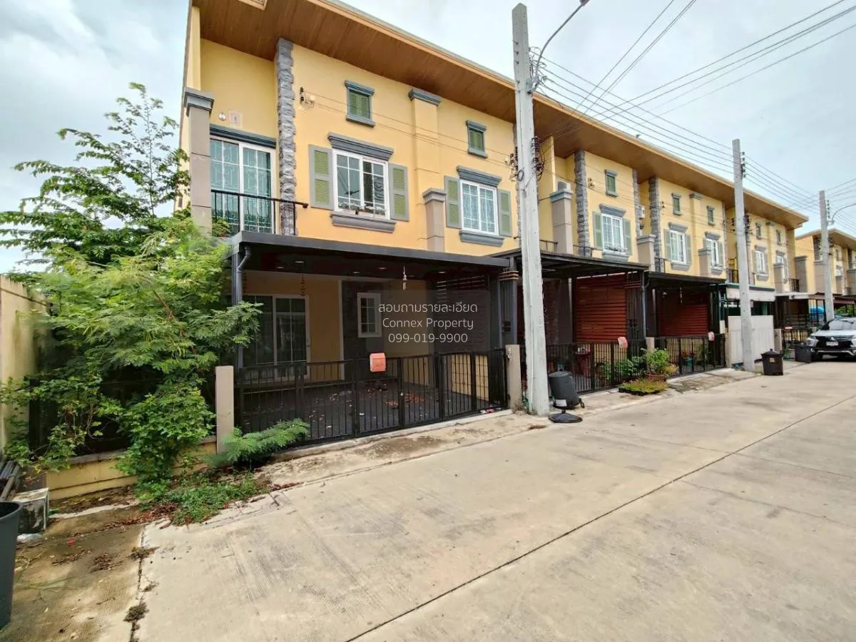 ขายทาวน์เฮ้าส์/ทาวน์โฮม  โกลเด้น ทาวน์ 2 ศรีนครินทร์ - สุขุมวิท บ 2