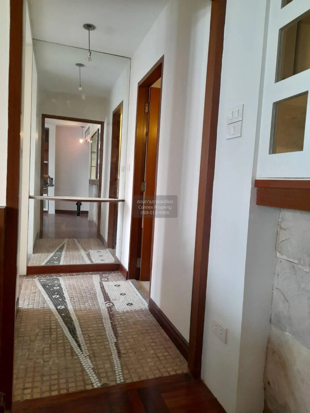 ขายคอนโด  ออมนิ ทาวเวอร์ BTS-อโศก คลองเตย เขต คลองเตย กรุงเทพ CX-