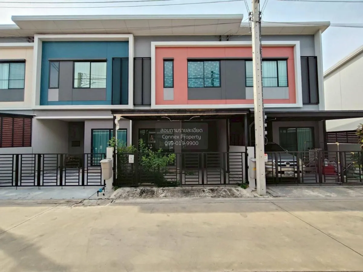 ขายทาวน์เฮ้าส์/ทาวน์โฮม  สิริ เพลส เพชรเกษม-สาย 4 สวนหลวง กระทุ่ม 1