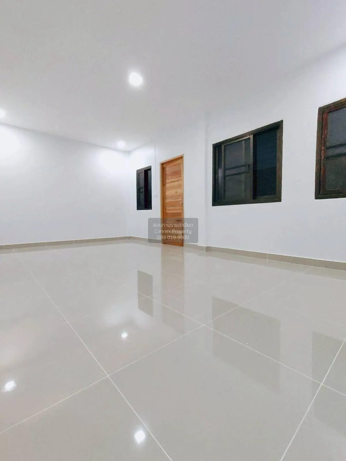 ขายทาวน์เฮ้าส์/ทาวน์โฮม  บ้านฟ้ารังสิต คลอง 4 หน้ากว้าง รีโนเวทให