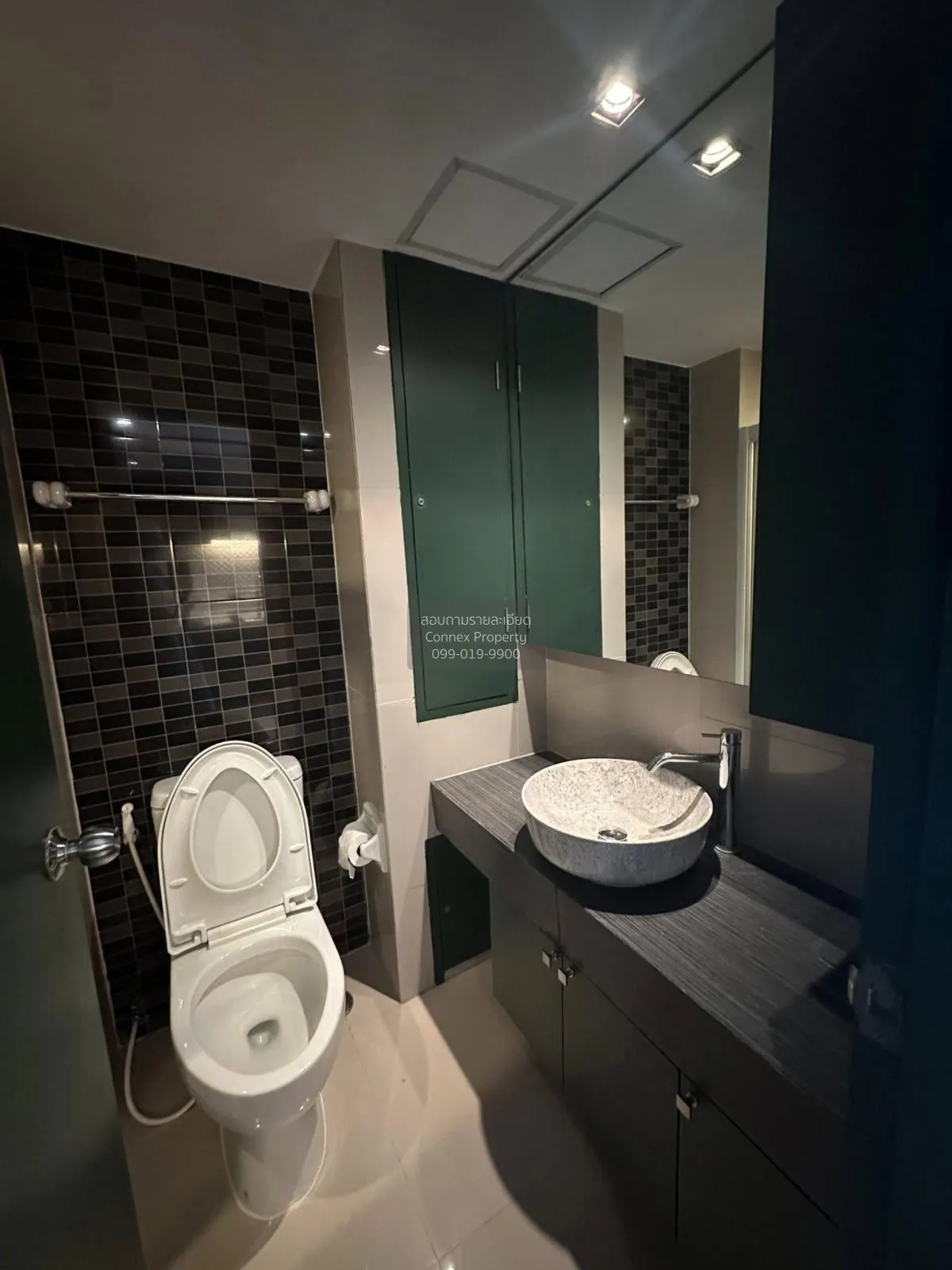 เช่าคอนโด  เจ.ดับบลิว. บูเลอวาร์ด ศรีวรา พลับพลา เขต วังทองหลาง ก