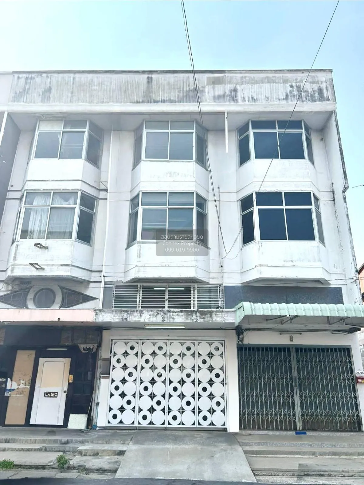 For Sale Townhouse/Townhome  , Yoocharoen Vibhavadi , wide fronta 1
