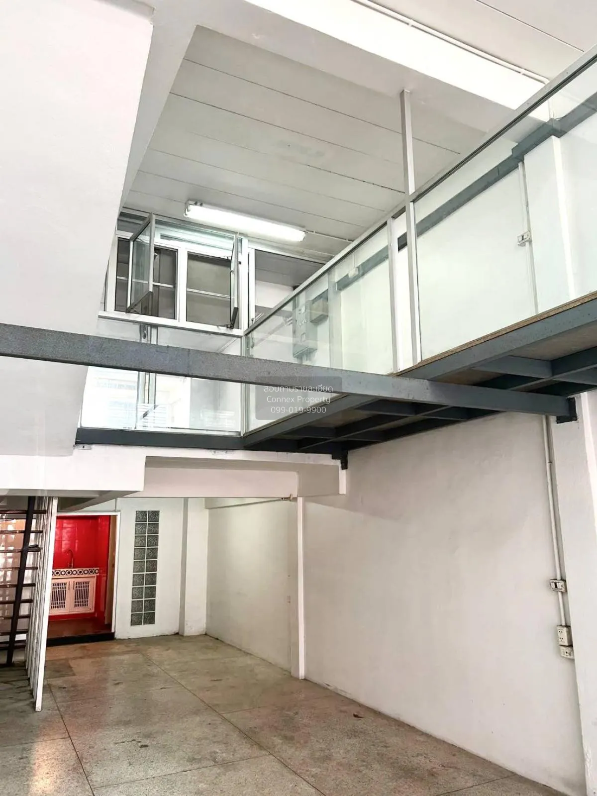 For Sale Townhouse/Townhome  , Yoocharoen Vibhavadi , wide fronta 4