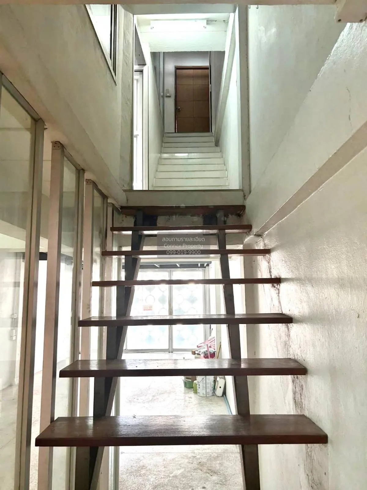 For Sale Townhouse/Townhome  , Yoocharoen Vibhavadi , wide fronta