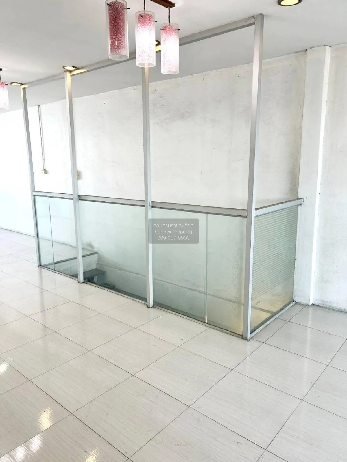 For Sale Townhouse/Townhome  , Yoocharoen Vibhavadi , wide fronta