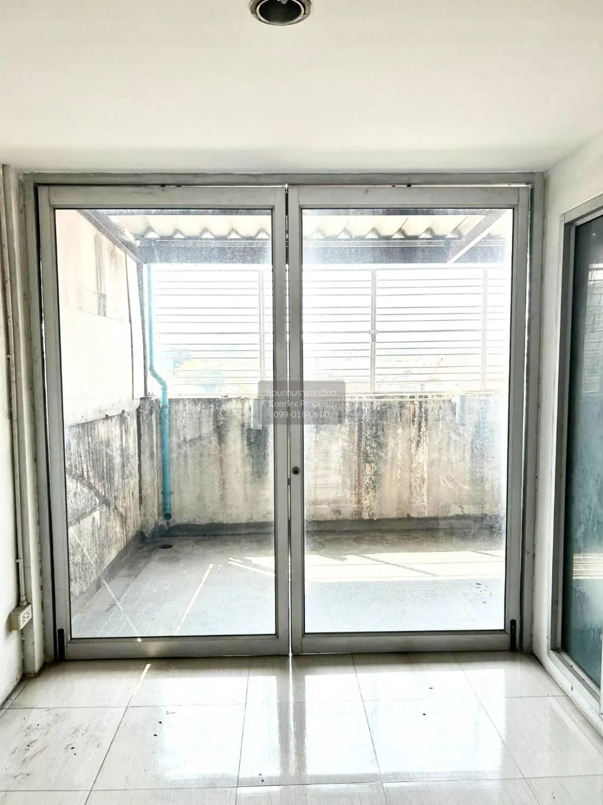 For Sale Townhouse/Townhome  , Yoocharoen Vibhavadi , wide fronta