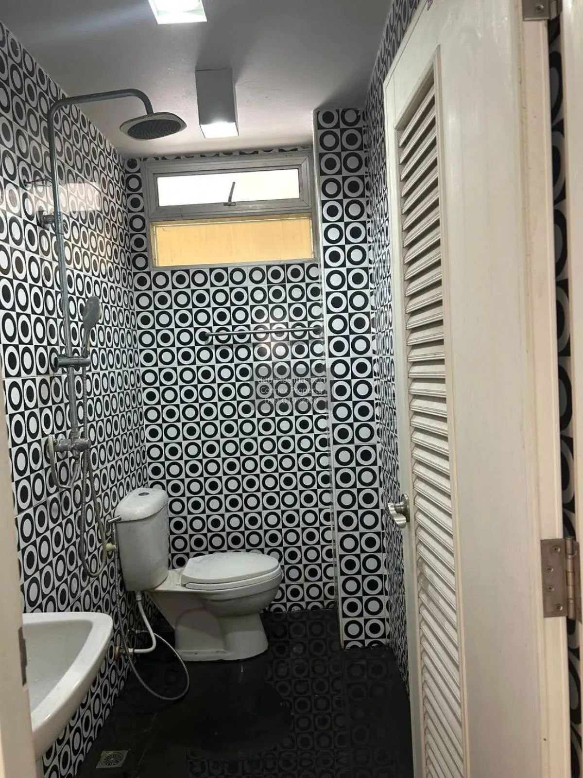 For Sale Townhouse/Townhome  , Yoocharoen Vibhavadi , wide fronta