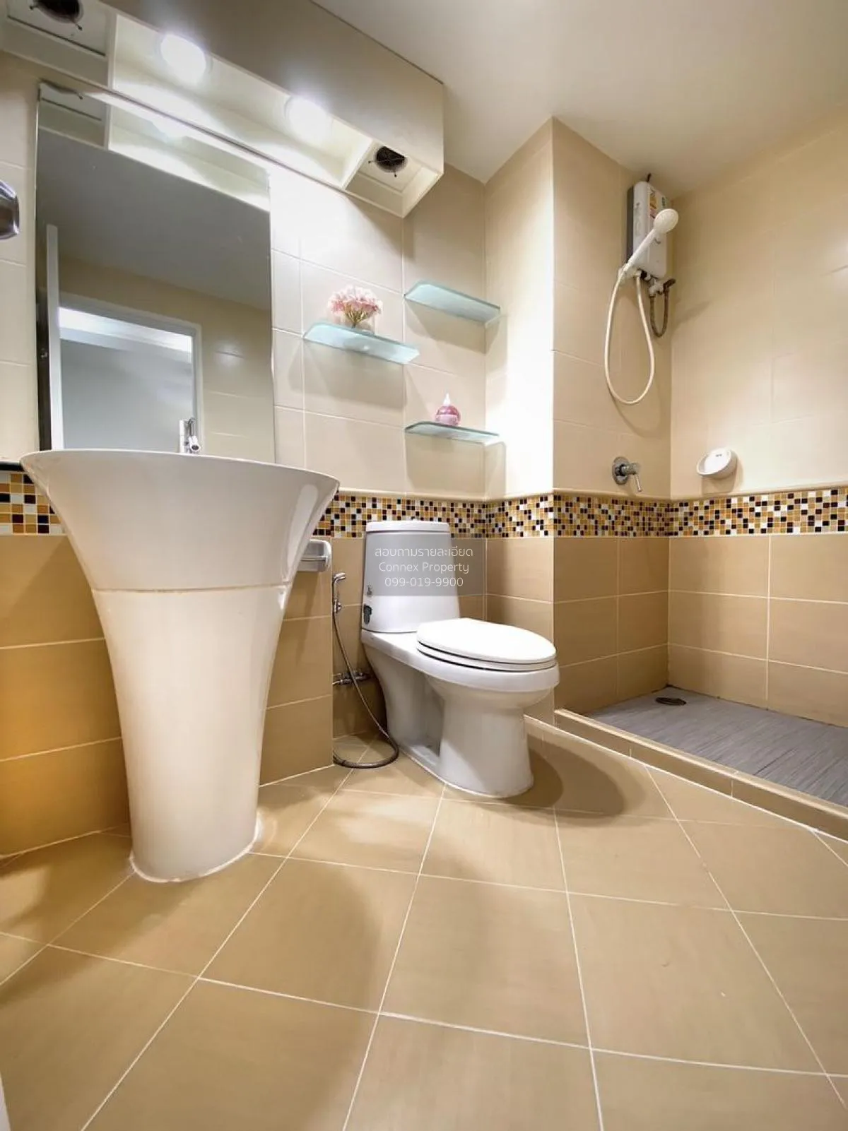 เช่าคอนโด  เดอะ วอเตอร์ฟอร์ด สุขุมวิท 50 BTS-พระโขนง พระโขนง เขต 